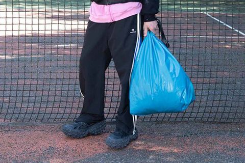 Die Balenciaga-Tasche, die für Aufruhr sorgt