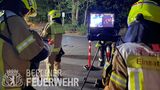 Die Berliner Feuerwehr ist bei dem Brand im Berliner Grunewald auch mit einem Monitor im Einsatz. 