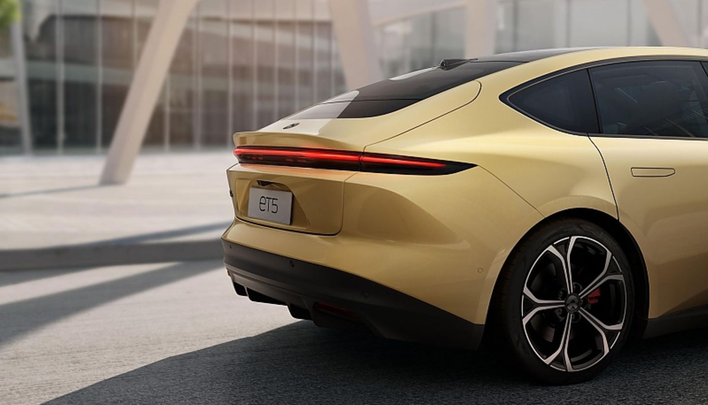 Nio ET5