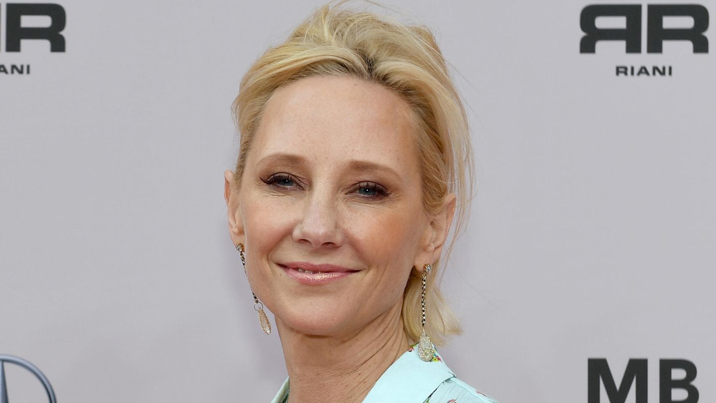 According to the spokesman, Anne Heche will probably not survive the car accident