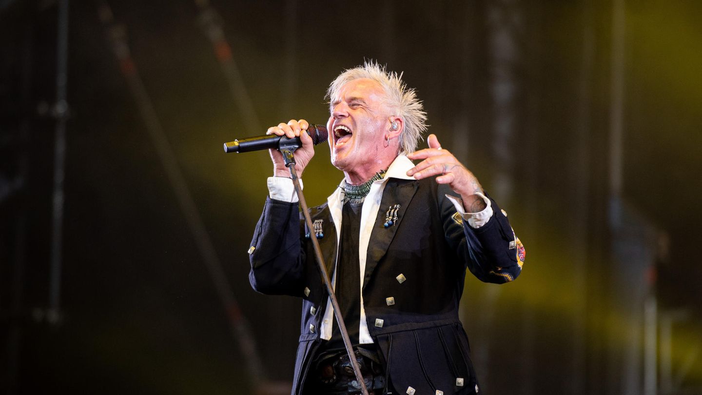 Michael Robert Rhein auf der Wacken-Bühne