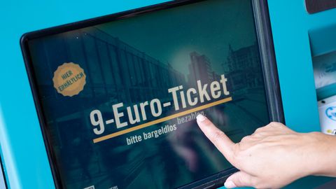 Millionen Menschen haben sich ein 9-Euro-Ticket gekauft.