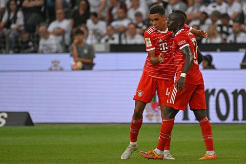 Jamal Musiala und Sadio Mané (r.) machen Robert Lewandowski (fast) vergessen