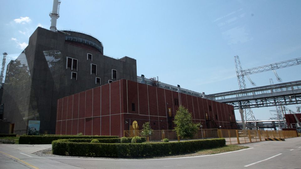 Ein Stromerzeugungsblock im Kernkraftwerk Saporischschja in der Stadt Enerhodar im Süden der Ukraine