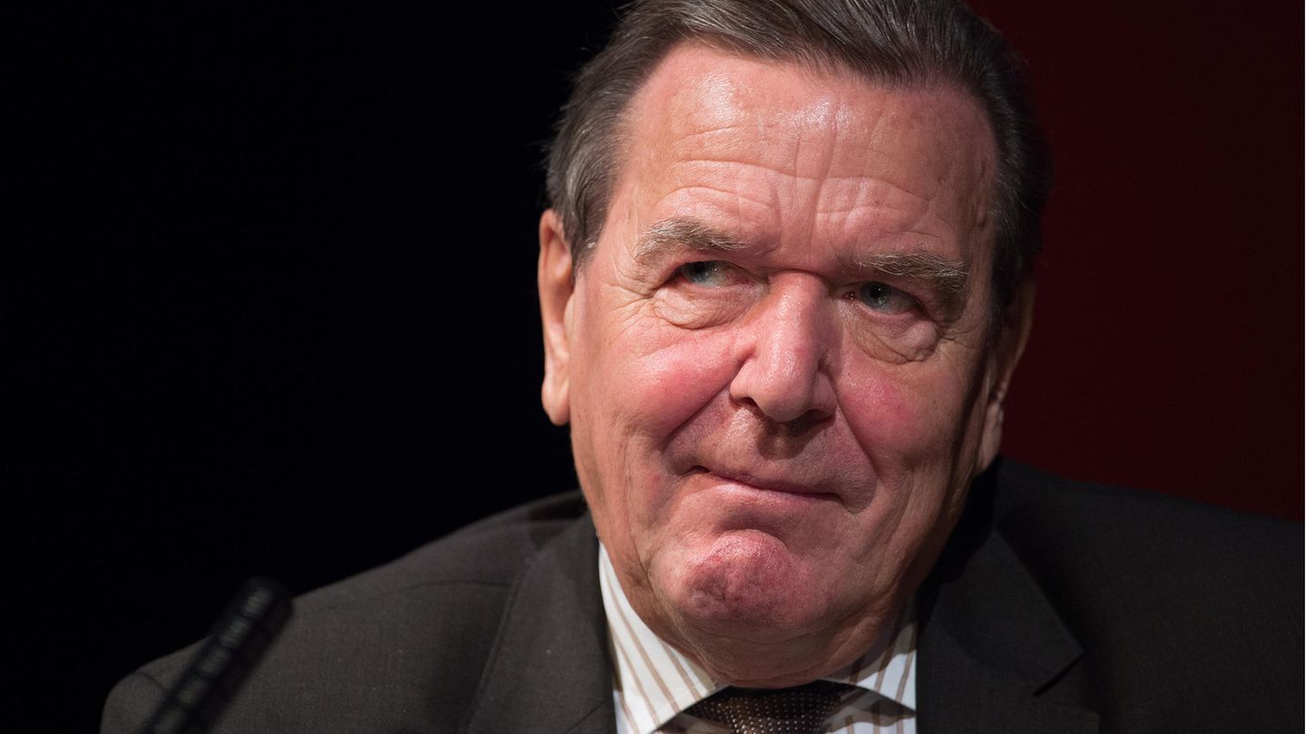 Diskussionen um Gerhard Schröders Rolle nach dem stern-Titel