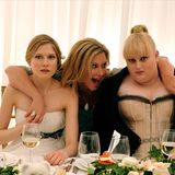 2011 spielte Olivia Newton-John an der Seite von Laura Brent und Rebel Wilson (r.) in der australischen Produktion "A Few Best Men". 