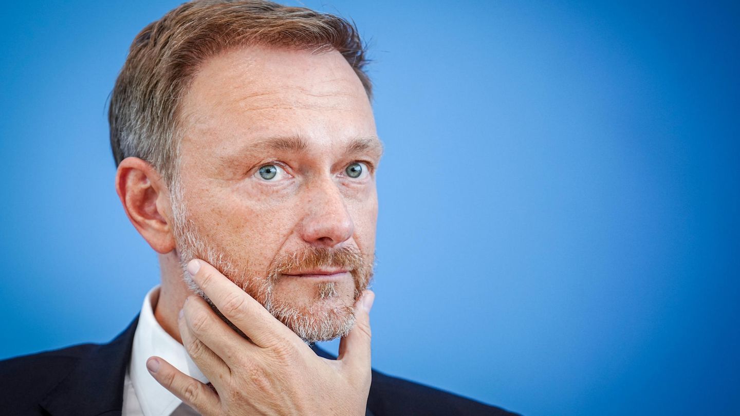 Finanzminister Christian Lindner (FDP) steht mehr auf Autofahren
