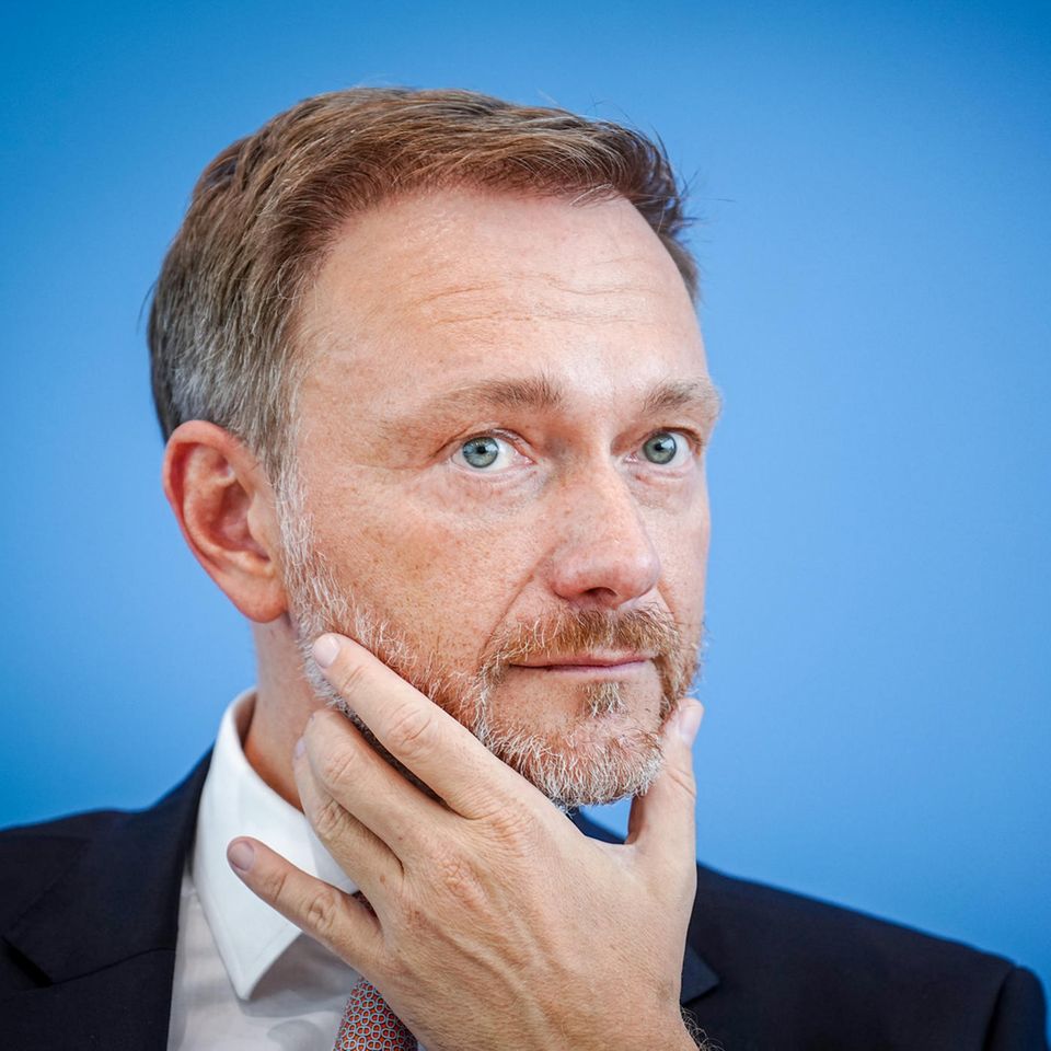 FDP-Finanzminister Christian Lindner steht wegen seiner Kommentare zur angeblichen "Gratismentalität" in der Kritik