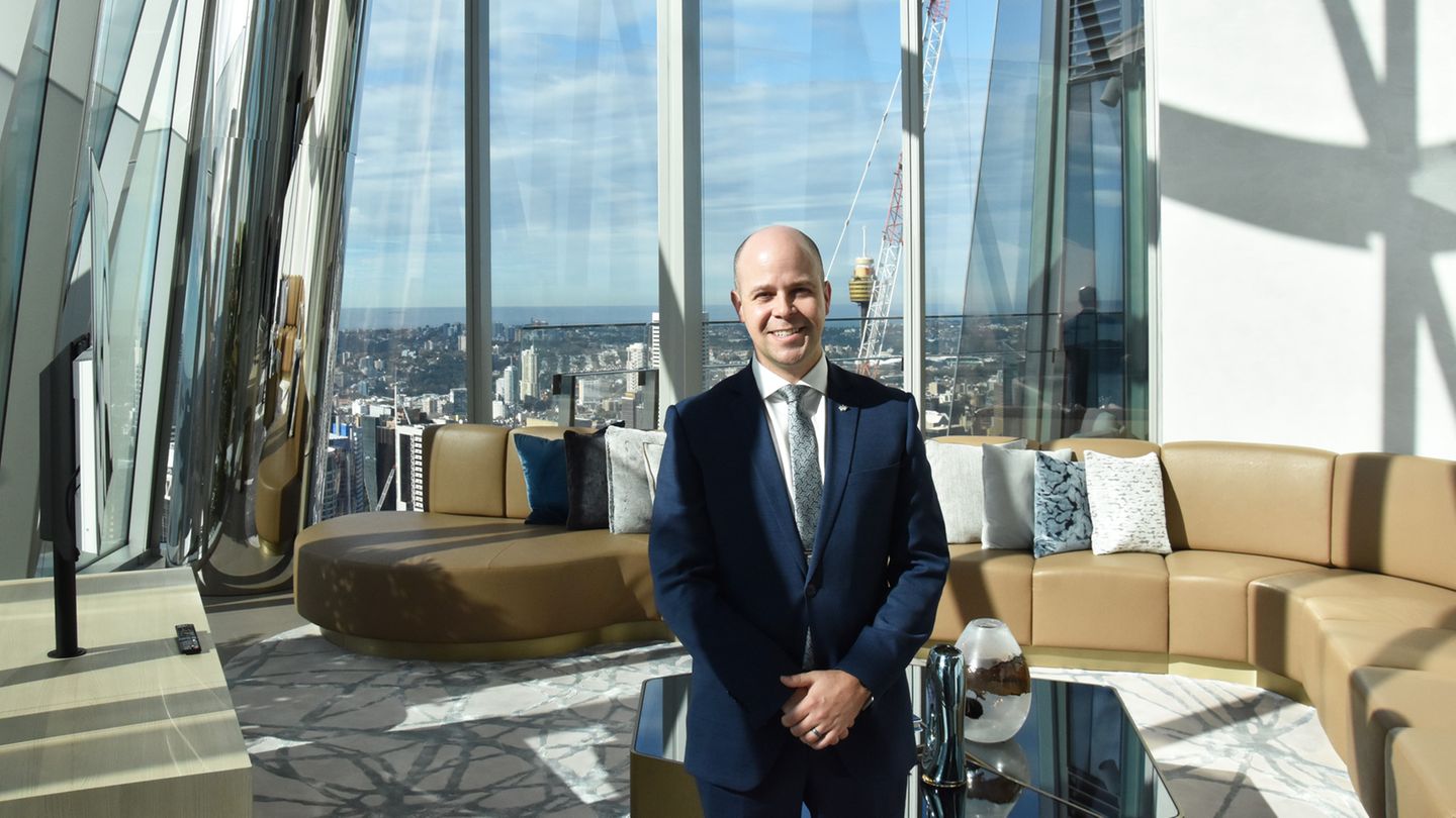 Executive General Manager Mark M. Homes