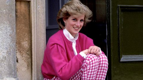 Mode: Diese aktuellen Trends trug Prinzessin Diana schon damals