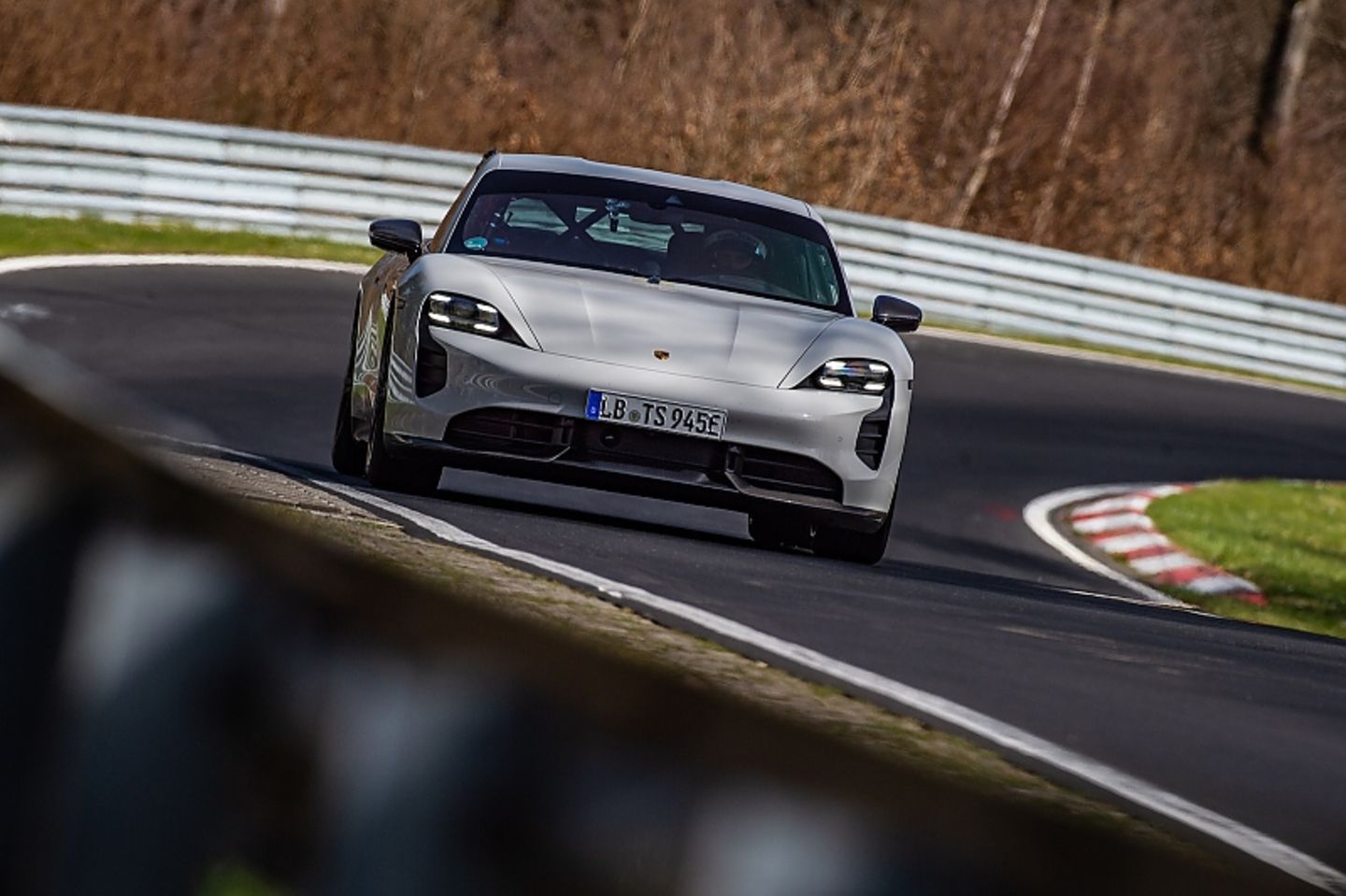 Porsche Taycan Turbo S NBR