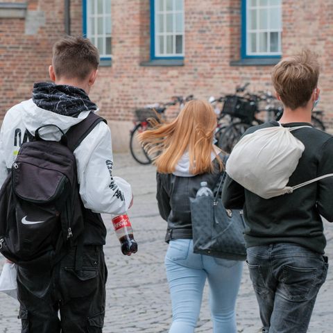 Jugendwort des Jahres 2022: Schüler auf dem Pausenhof