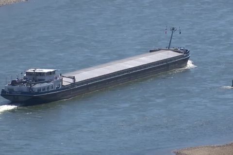 Video: Transportkosten auf dem Rhein steigen stark wegen Niedrigwasser