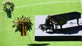 Seeler Abschied - Mann am Klavier