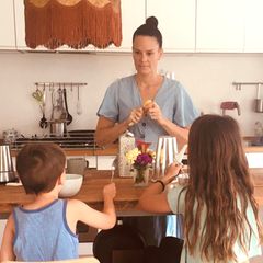 Katharina Hoch mit Kindern