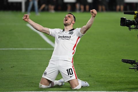 Sieg im Europa-League-Finale: Filip Kostic im im Moment des größten Triumphes