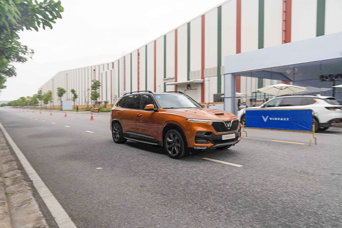 VinFast beendet die Produktion der Modelle mit Verbbrennungsmotor
