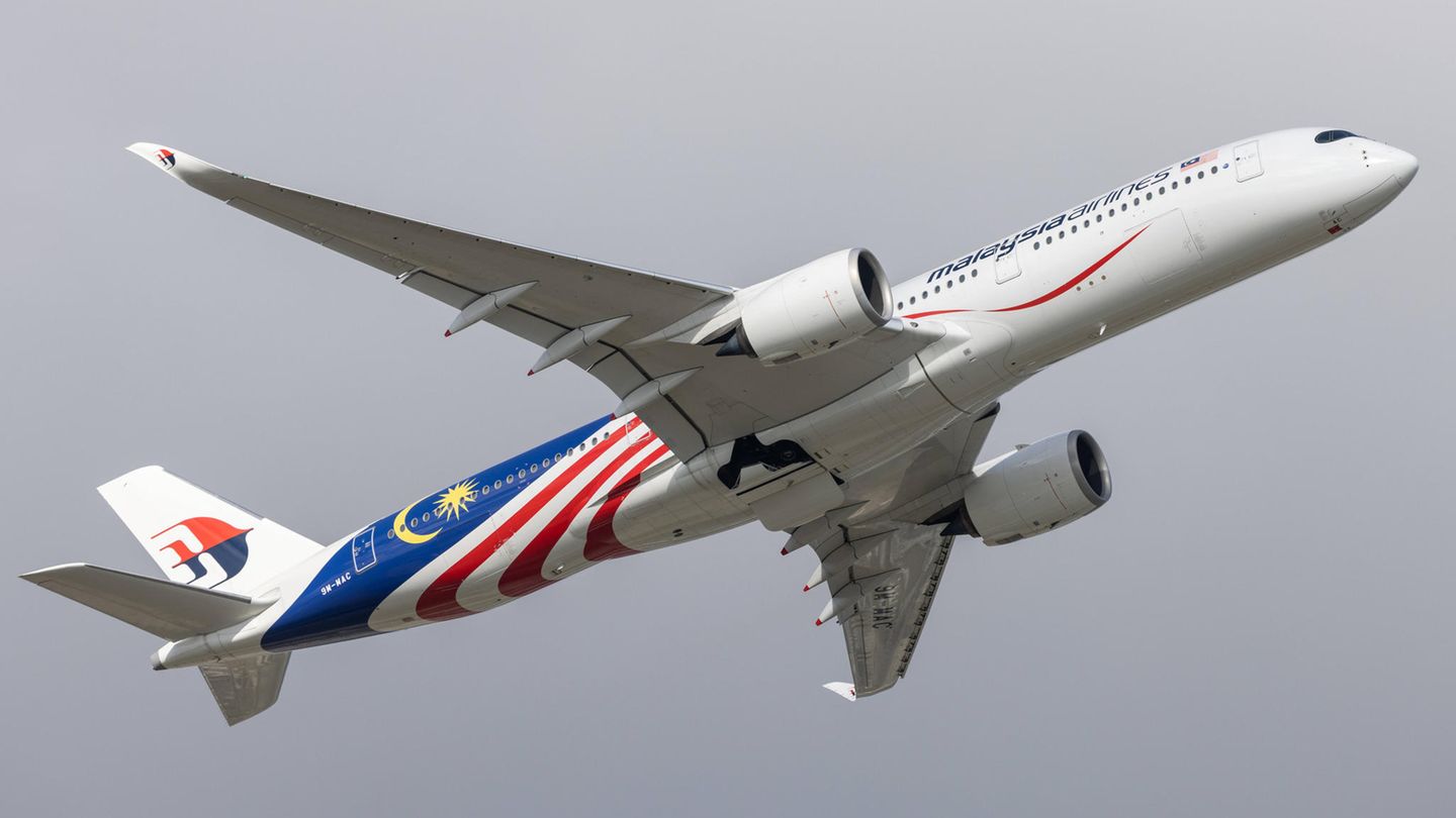 Airbus A359 Malaysia Negaraku Livery
