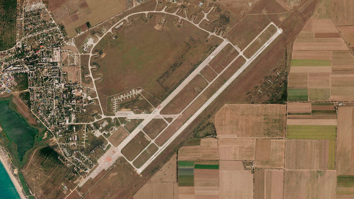 Explosionen auf russischem Luftwaffenstützpunkt Saki auf der Krim