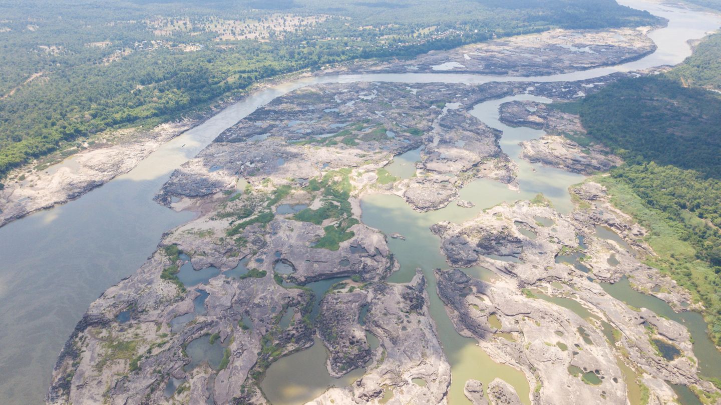 Ein Blick auf den ausgetrockneten Mekong in Thailand 2019, nachdem China extrem viel Wasser zurückhielt