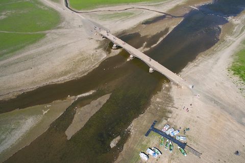 Dürre am Edersee trifft Tourismus