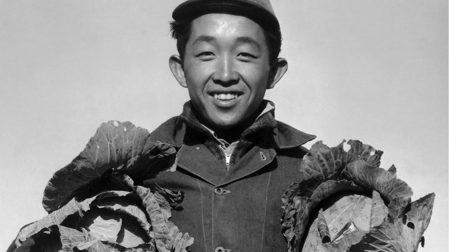Manzanar Relocation Center