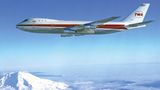 Ein Postkartenmotiv von 1970: Die Boeing 747-100 von Trans World Airlines vor dem Mount Hood im Bundesstaat Oregon