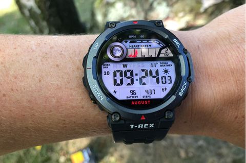 Amazfit T-Rex 2 im Test: Blick aufs Ziffernblatt der GPS-Smartwatch