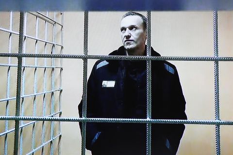 Alexej Nawalny ist während einer Gerichtsverhandlung per Video aus einem Gefängnis zugeschaltet