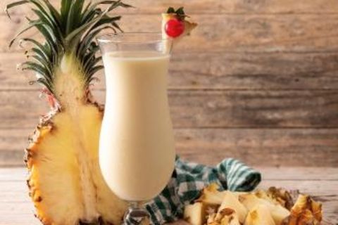 Fruchtiger Piña Colada ohne unnötigen Zucker und Alkohol