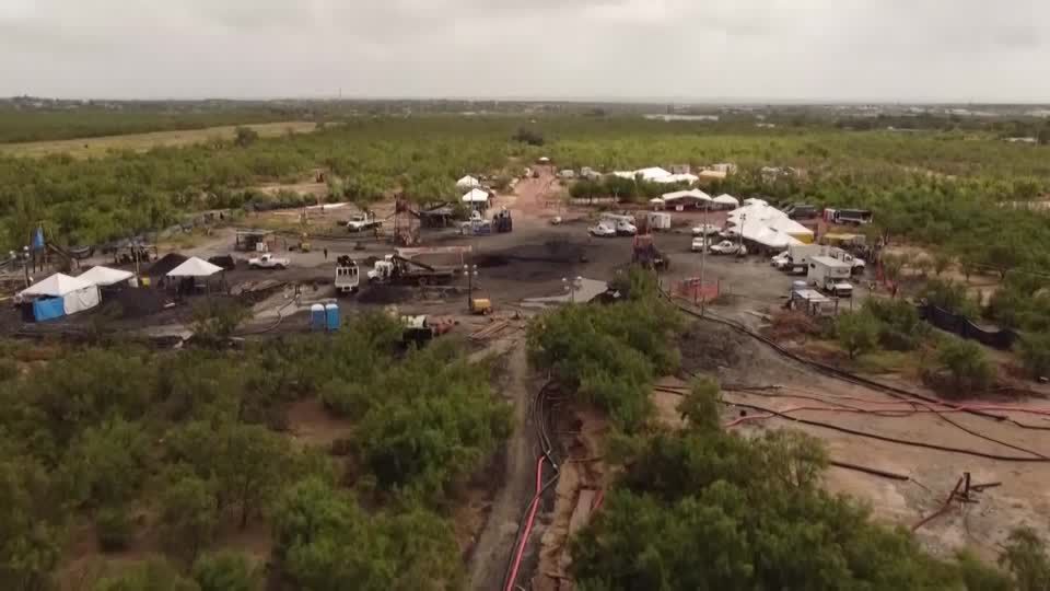 Video: Mexiko: Hoffnung auf Rettung von Bergleuten Video: Mexiko: Hoffnung auf Rettung von Bergleuten