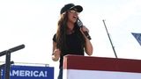 Lauren Boebert ist Waffennärrin, QAnon-Symphatisantin und bezeichnete die Corona-Politik der Regierung als "Biden und seine Nadel-Nazis". Die Kandidatin aus Colorado für das Repräsentantenhauses wurde wiedergewählt.