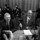 Regierungssprecher - Friedhelm Ost