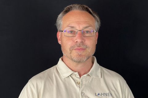 Florian Lahner trainiert seit 40 Jahren Kampfkunst, Selbstverteidigung und Einsatztechniken – unter anderem schult er Polizisten, Spezialeinsatzkräfte und Soldaten