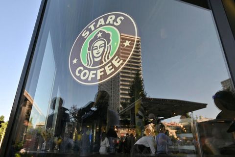 Das Logo von Stars Coffee, Nachfolger von Starbucks in Russland