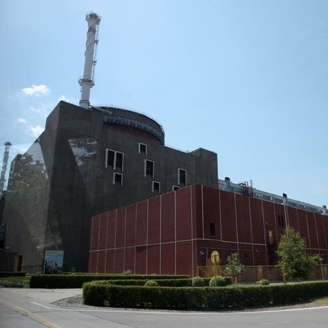 Russland plant offenbar, das AKW Saporischschja vom ukrainischen Stromnetz zu trennen und ans russische anzuschließen (Archivbild)