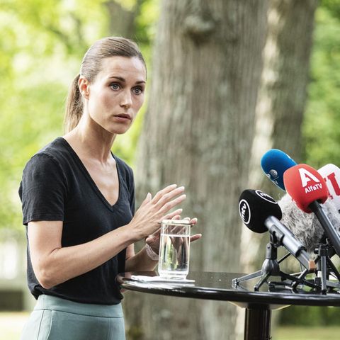 Aufgrund einiger Party-Videos sah sich Finnlands Premierministerin Sanna Marin gezwungen, eine Pressekonferenz abzuhalten