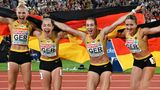 Gold: Sprint-Staffel der Frauen. Das Quartett mit Lisa Mayer, 100-Meter-Europameisterin Gina Lückenkemper, Alexandra Burghardt und Rebekka Haase (v.l.n.r.) stürmte in München unter dem ohrenbetäubenden Jubel der Fans am Sonntagabend zum siebten und letzten EM-Titel der Gastgeber bei dieser EM.   Nur einen Monat nach der enttäuschenden WM in den USA setzte die Frauen-Staffel dann in 42,34 Sekunden den Schlusspunkt. Die Polinnen wurden in 42,61 Sekunden Zweite, Rang drei ging an Italien in 42,84 Sekunden.  "Ich hätte es nicht für möglich gehalten", sagte Lückenkemper, die nach dem Einzeltitel wegen einer Wunde am linken Knie genäht werden musste. "Wir haben alle gegeben und es hat sich am Ende ausgezahlt. Ich weiß auch gar nicht, was ich gerade sagen soll", fügte Startläuferin Alexandra Burghardt am Stadionmikrofon hinzu. Gar nicht dabei war die angeschlagene Tatjana Pinto, die vor einem Monat zum Quartett zählte, das überraschend WM-Bronze holte.