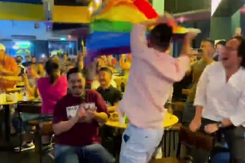 Video: Singapur will Sex zwischen Männern entkriminalisieren