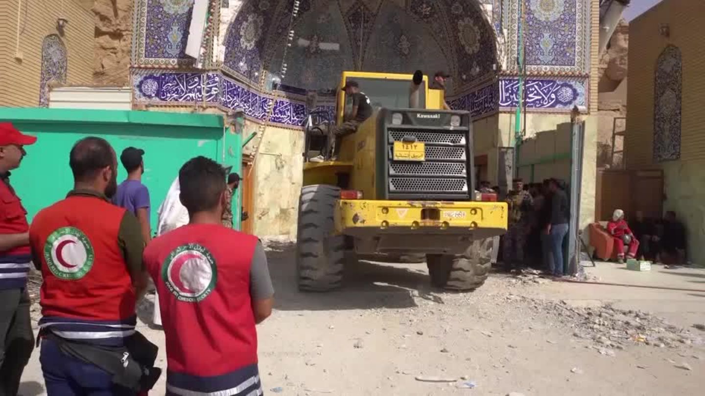 Video: a landslide hits a Shiite shrine in Iraq