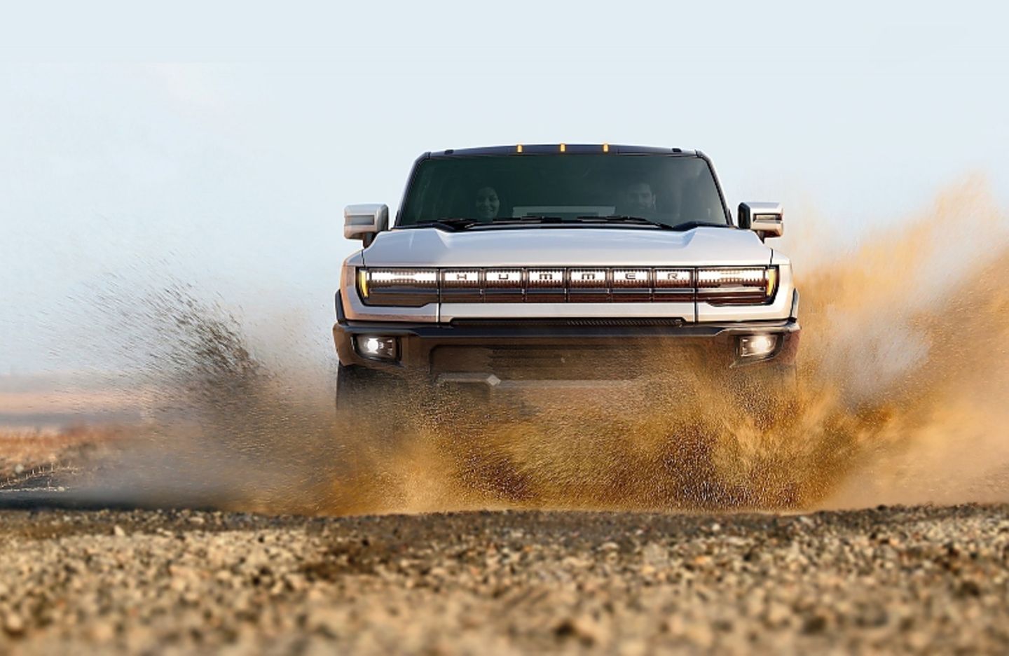 GMC Hummer SUV 2023