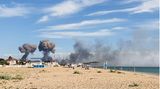 Rauchwolken über der Krim, die Russland 2014 von der Ukraine annektierte