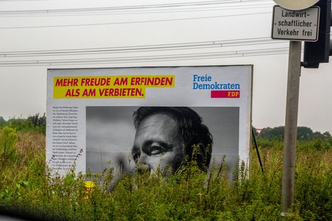 Christian Lindner FDP Fake Plakate