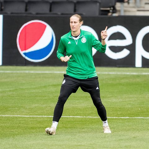 Ann-Katrin Berger beim Training während der Europameisterschaft im England