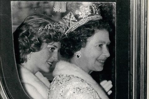 Prinzessin Diana und Königin Elisabeth II