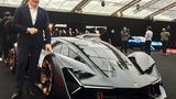 Mitja Borkert mit dem Lamborghini Terzo Millennio