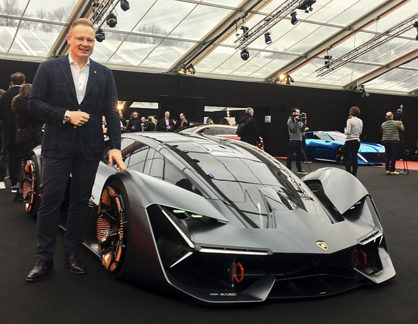 Mitja Borkert mit dem Lamborghini Terzo Millennio