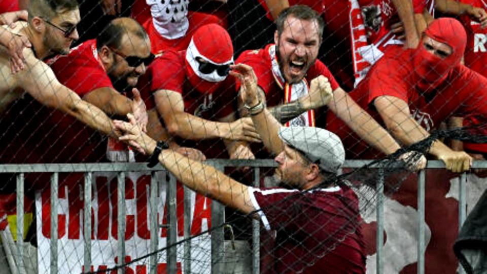 Köln-Fans feiern Baumgart – Kainz: "Er hat alle mitgenommen"