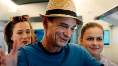 Ungarn-Kritik: Tschechische Bahn veröffentlicht Werbespot gegen Homophobie