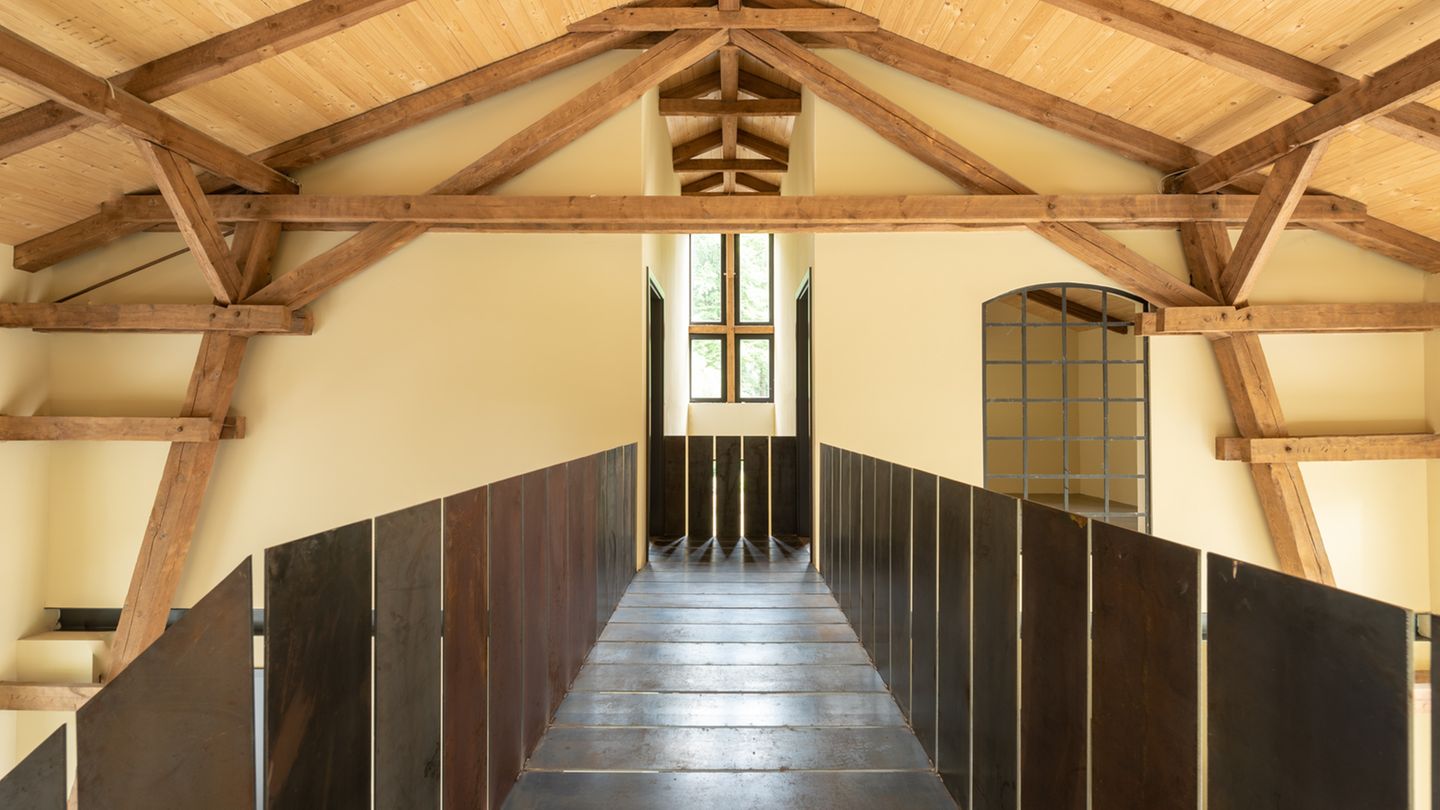 Galerie in der früheren Scheune.